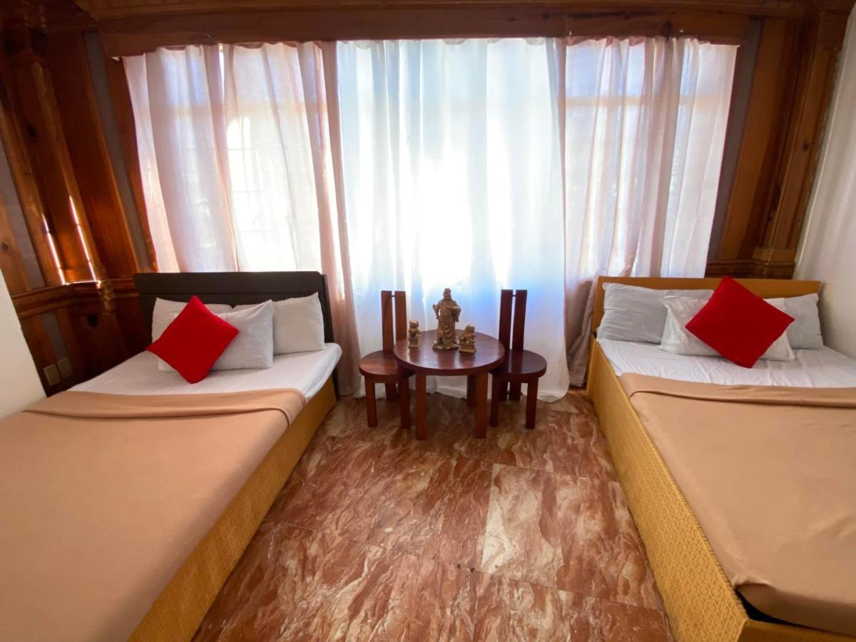 Twentyfour- Seven Transient House Panzió Baguio City Kültér fotó