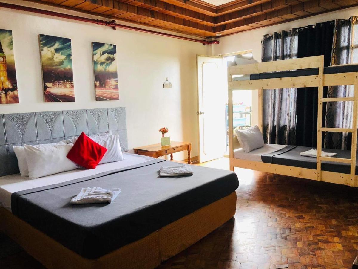 Twentyfour- Seven Transient House Panzió Baguio City Kültér fotó